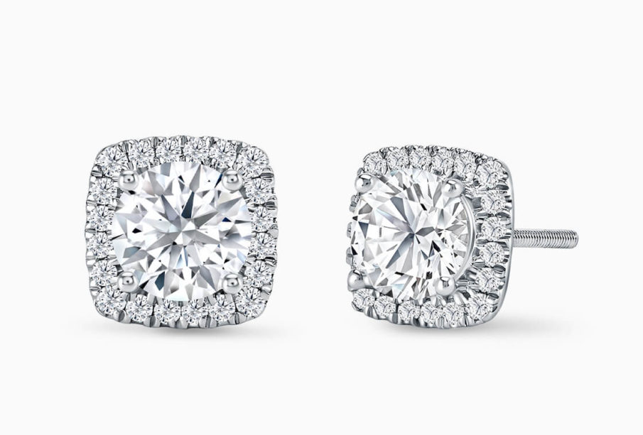 What Outfits Go Well With Diamond Earrings?